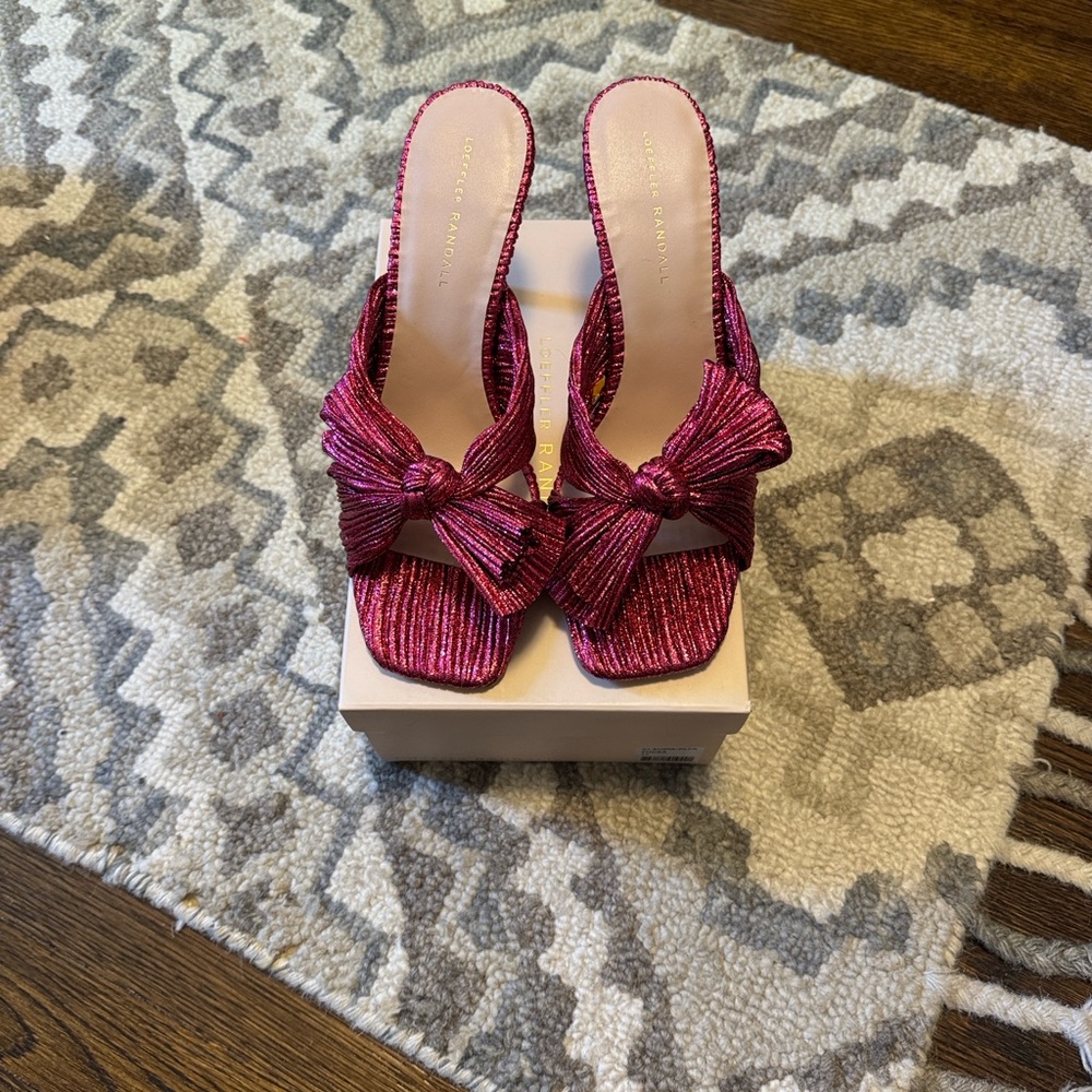 Brand new in box, Loeffler  Randall Claudia bow sandal, size 11.